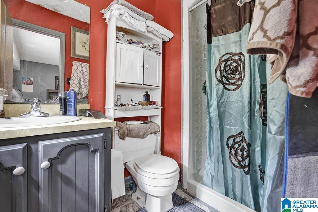 523 Northeast 25th Avenue Birmingham, AL 35215 - Photo 12 of 23