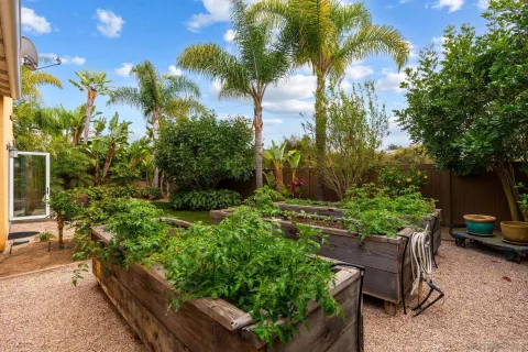 $3,800,000 | 817 Dolphin Circle, Encinitas, CA 92024