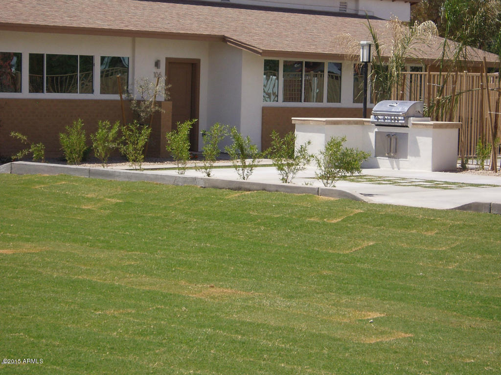 925 East McDowell Road, Unit 101 Phoenix, AZ 85006 - Photo 1 of 10 101 14