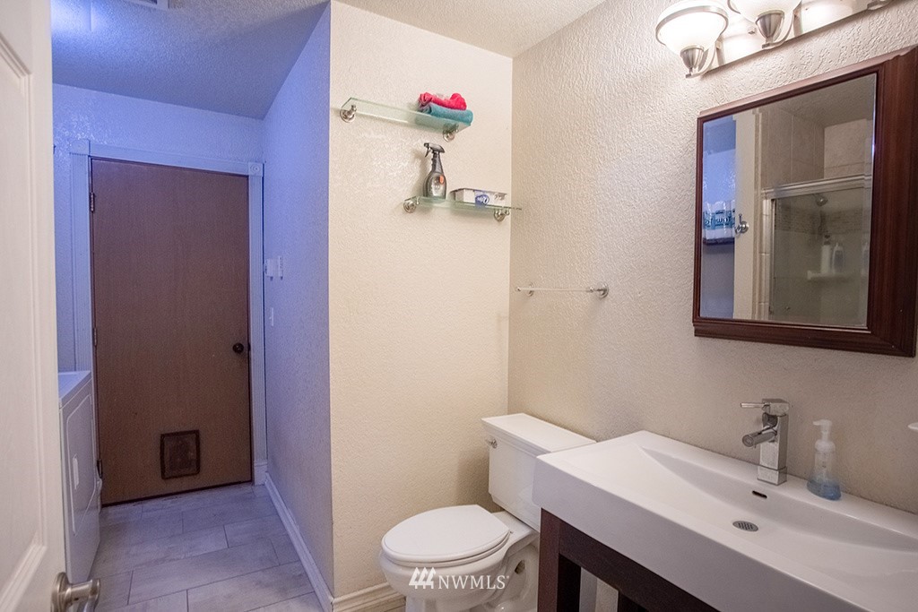 1173 Northeast Mission Creek Road Belfair, WA 98528 - Photo 17 of 39 Gallery Image 17