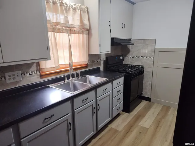 $134,900 | 347 Charlotte Street, Pekin, IL 61554