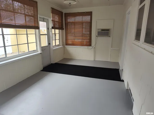 $134,900 | 347 Charlotte Street, Pekin, IL 61554