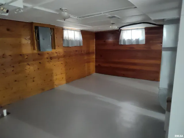 $134,900 | 347 Charlotte Street, Pekin, IL 61554