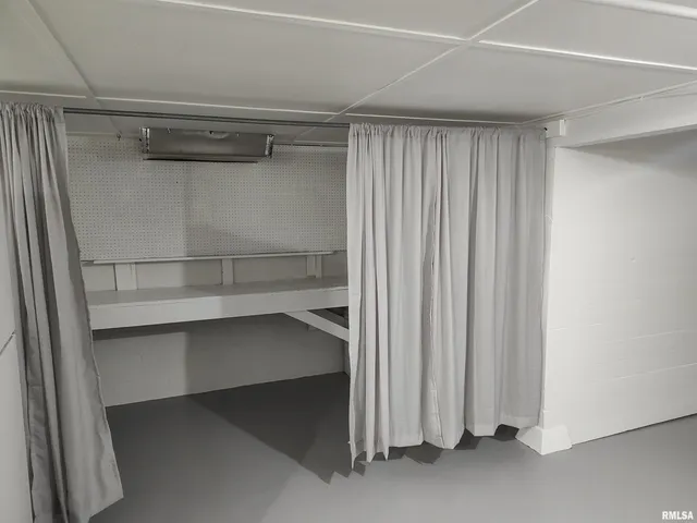 $134,900 | 347 Charlotte Street, Pekin, IL 61554