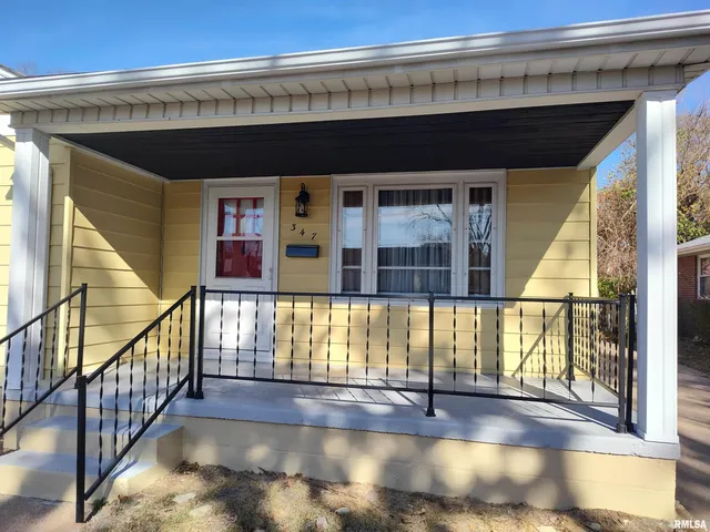 $134,900 | 347 Charlotte Street, Pekin, IL 61554