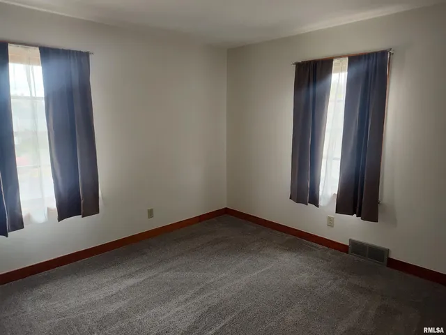 $134,900 | 347 Charlotte Street, Pekin, IL 61554