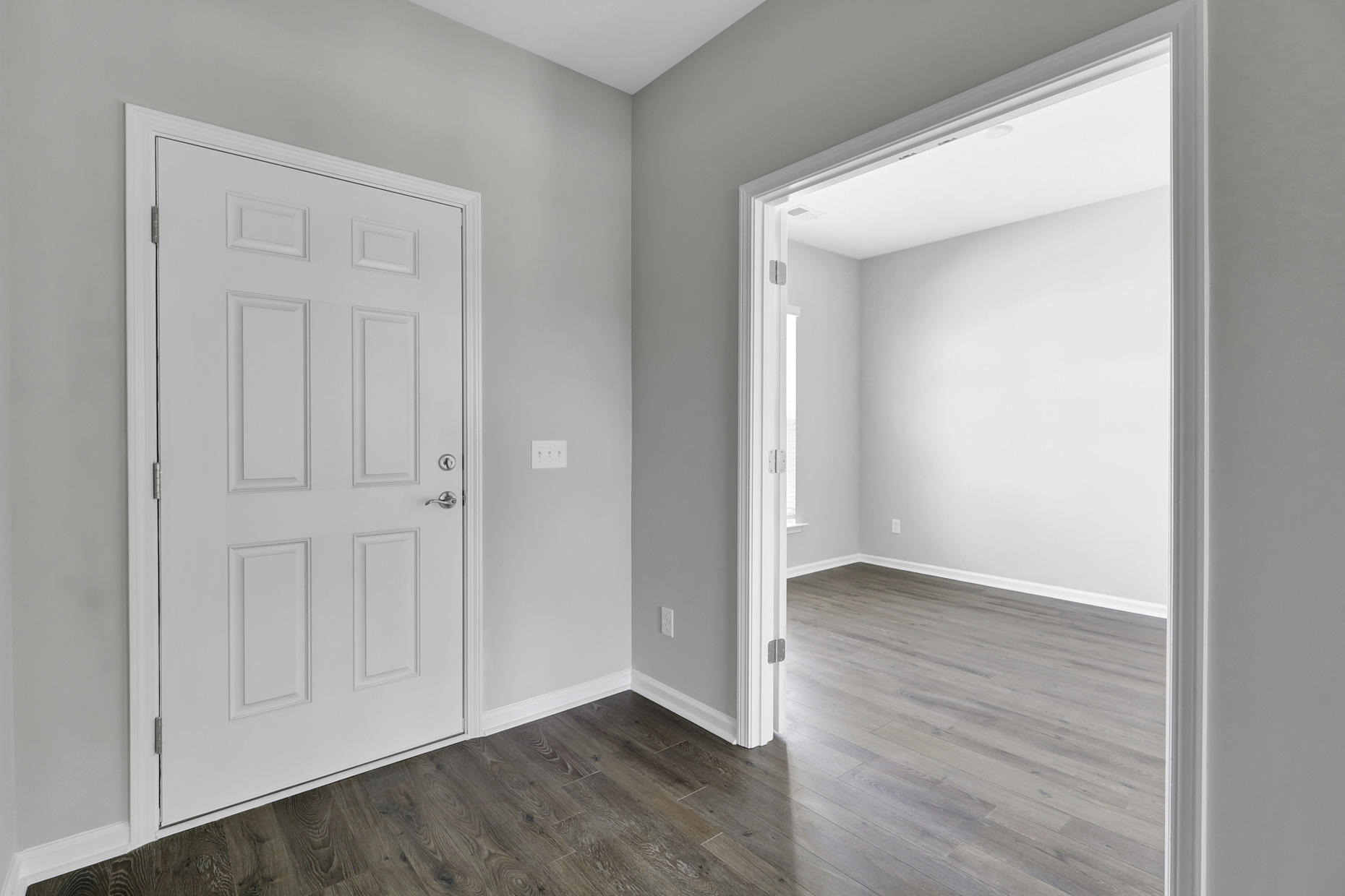 116 Hayworth Road Summerville, SC 29486 - Photo 19 of 30 01027 foyer