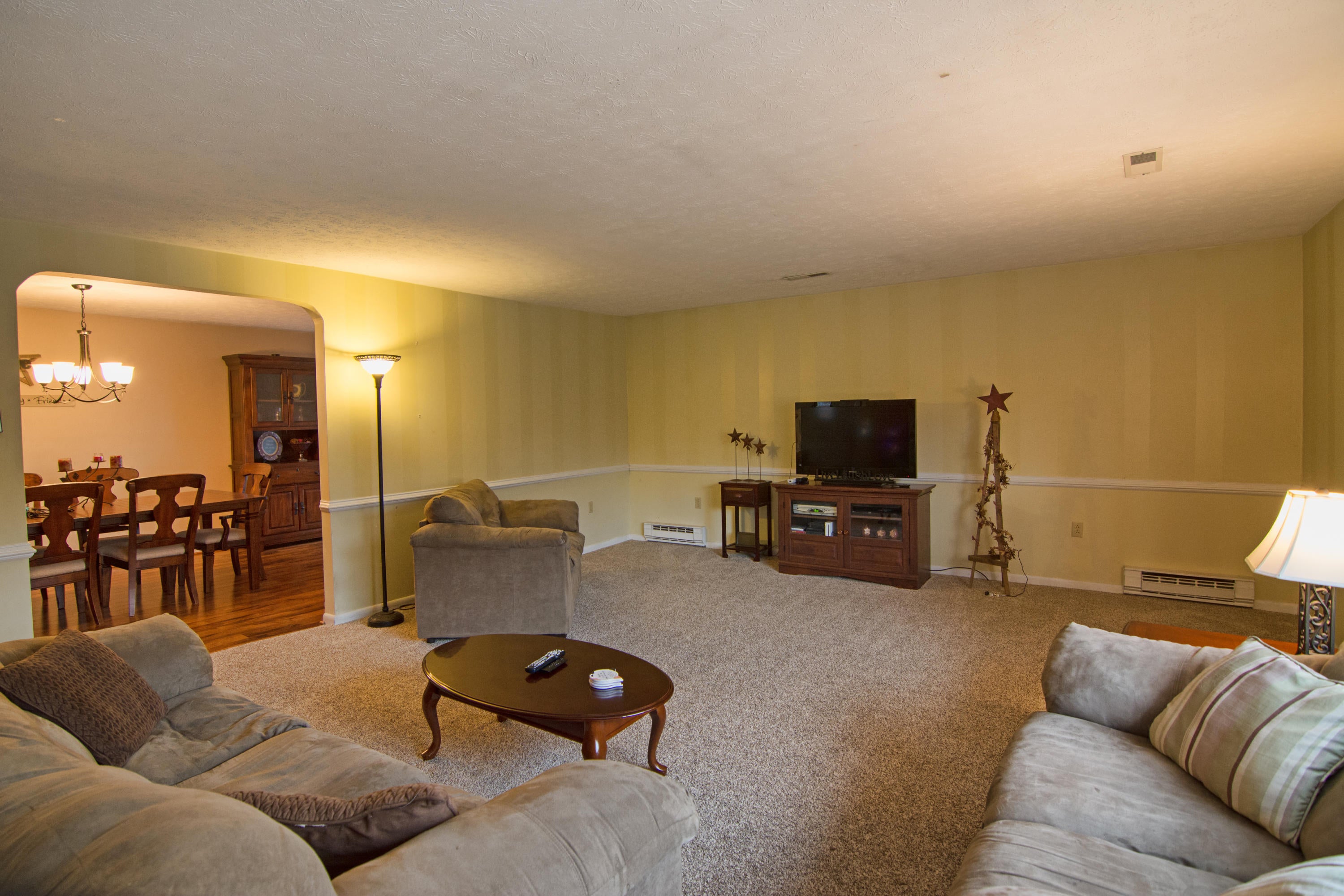 547 Rowan Road White Sulphur Springs, WV 24986 - Photo 13 of 58 Gallery Image 13