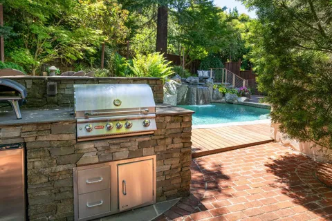 $5,750,000 | 973 Baileyana Road, Hillsborough, CA 94010