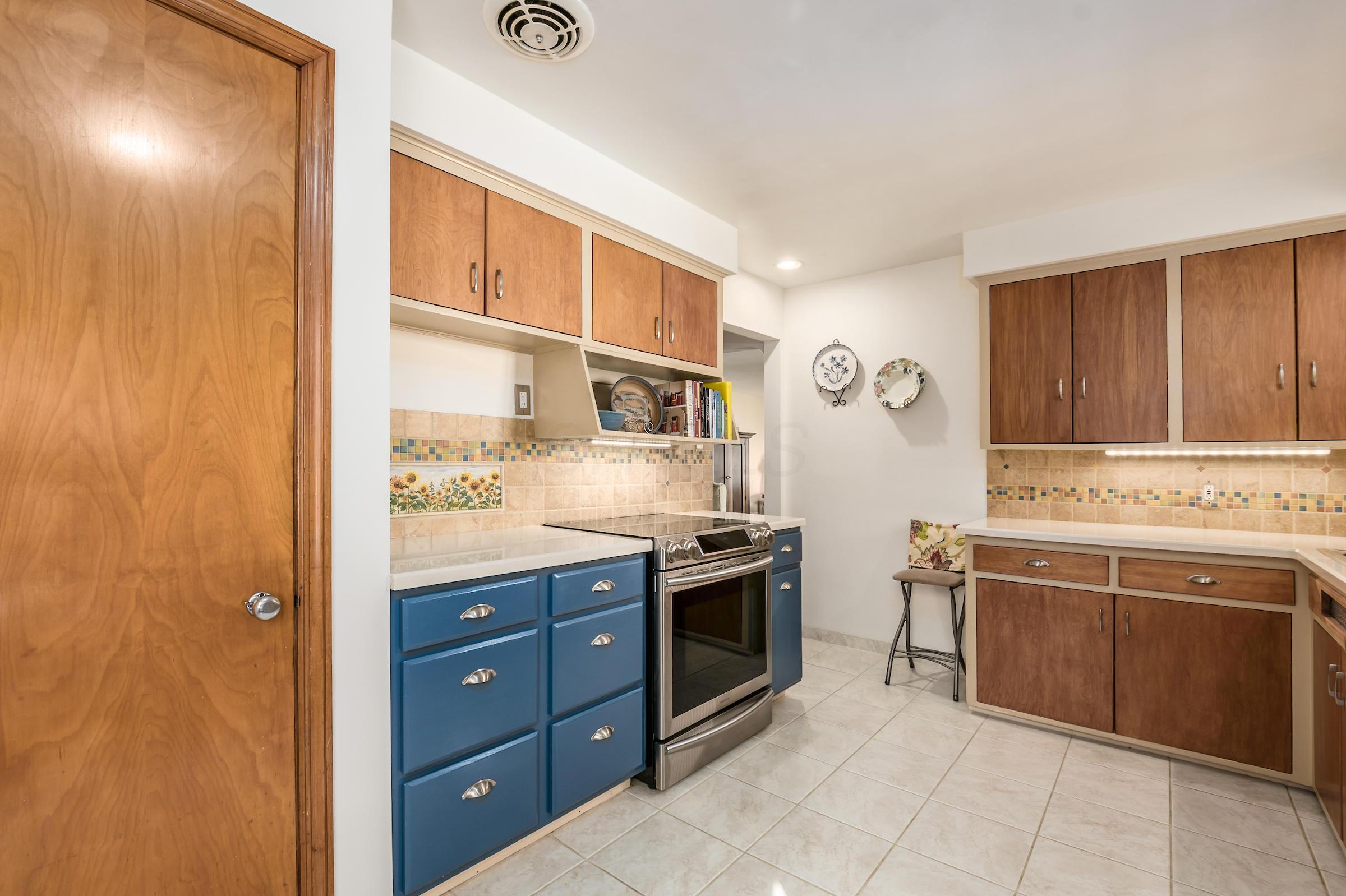 2413 Cranford Road Columbus, OH 43221 - Photo 13 of 46 Gallery Image 13