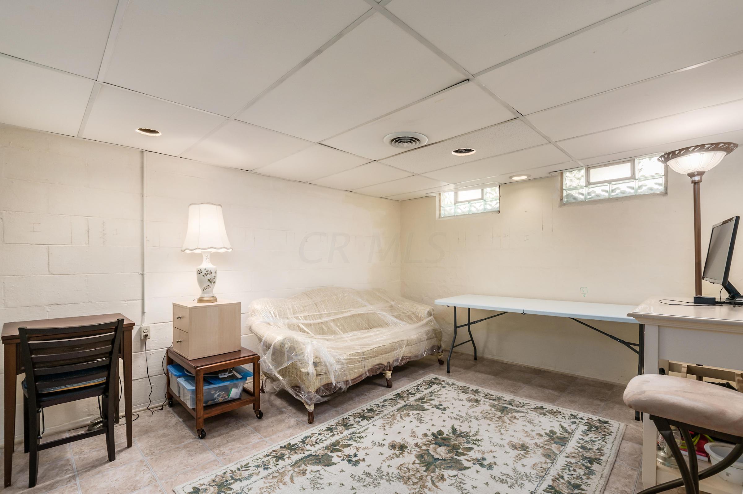 2413 Cranford Road Columbus, OH 43221 - Photo 27 of 46 Gallery Image 27