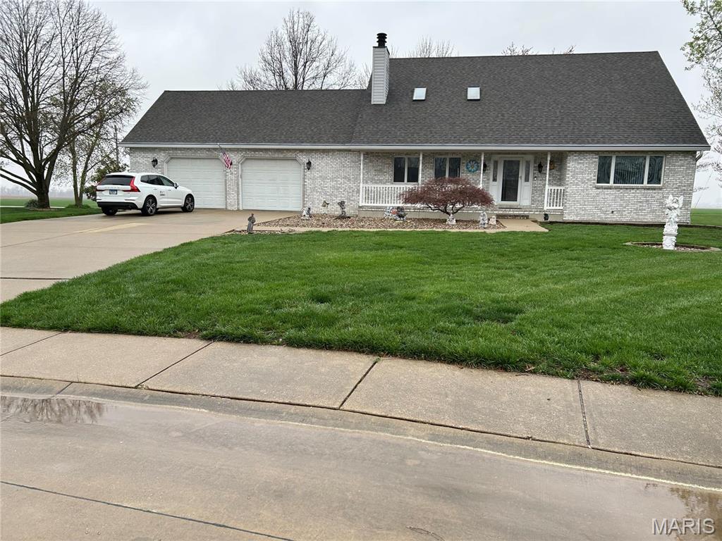609 Christopher Lane New Baden, IL 62265 - Photo 1 of 40