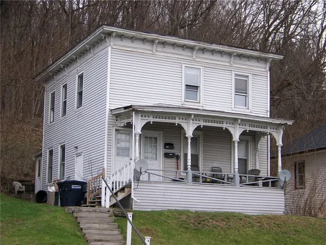 $1,050 | 493 Main Street, Oneonta, NY 13820