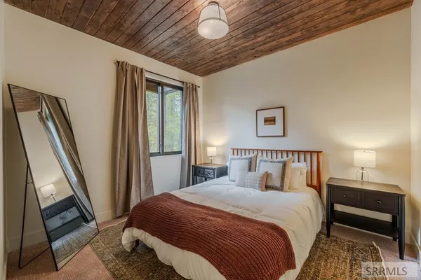 $830,000 | 3775 Arctic Fox Drive, Island Park, ID 83429