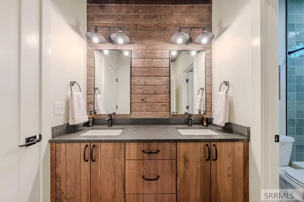 $830,000 | 3775 Arctic Fox Drive, Island Park, ID 83429