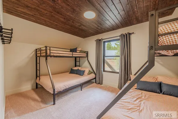 $830,000 | 3775 Arctic Fox Drive, Island Park, ID 83429