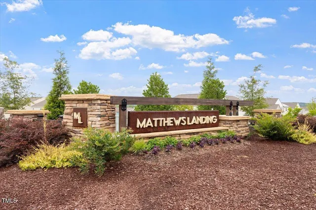 a view of sign board