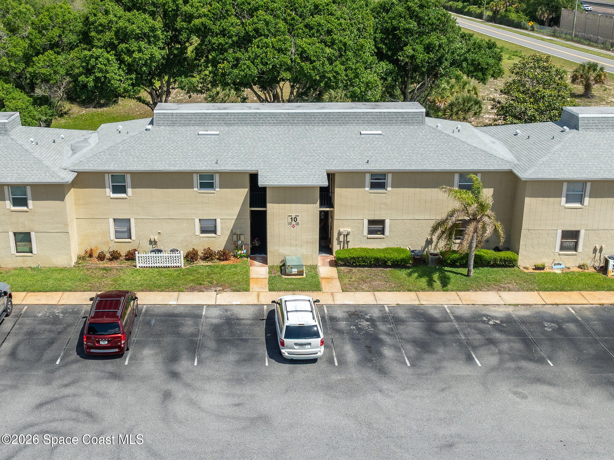4304 London Town Road, Unit D224 Titusville, FL 32796 - Photo 26 of 32 a view of a house with a patio