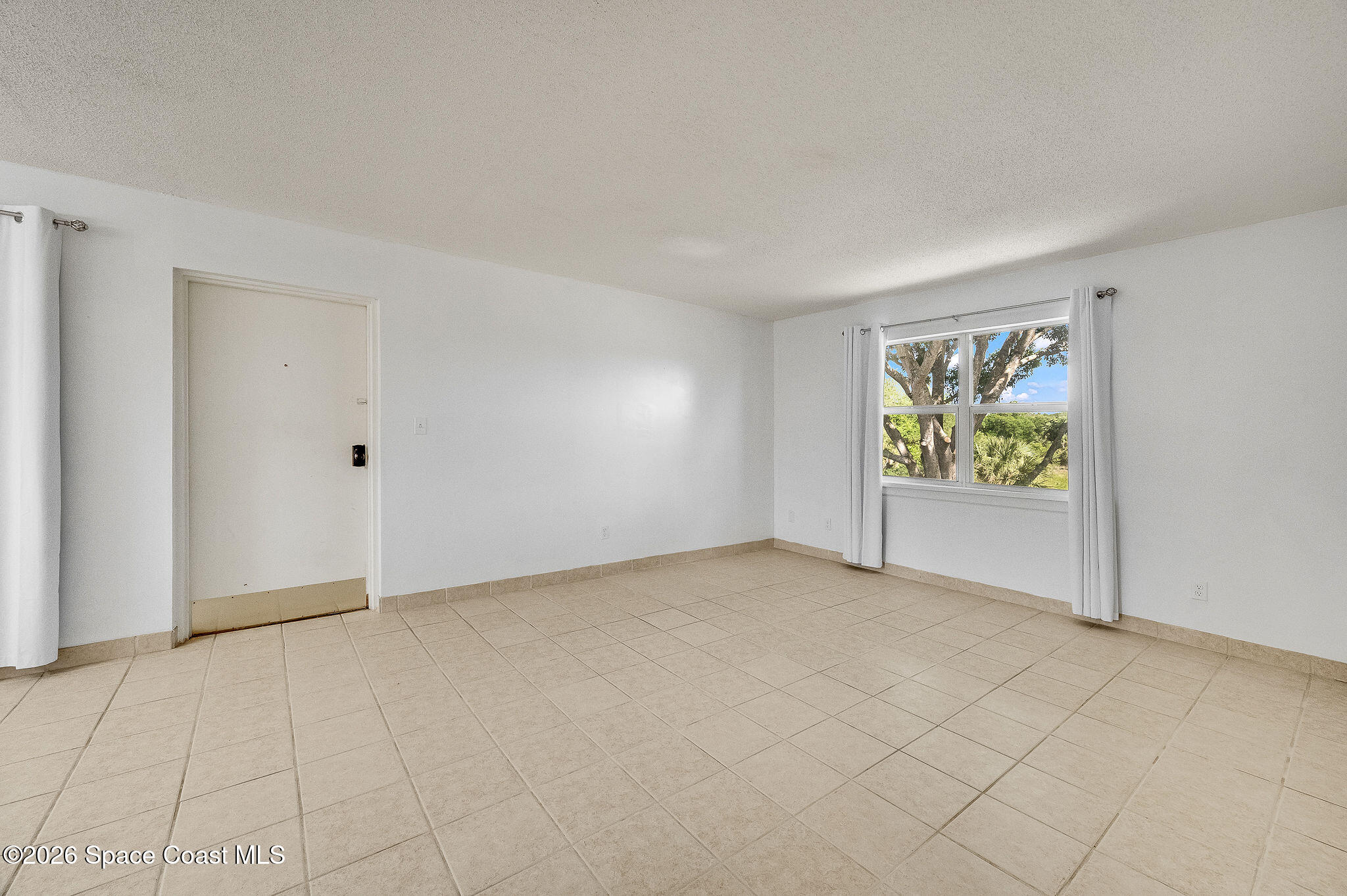 4304 London Town Road, Unit D224 Titusville, FL 32796 - Photo 3 of 32 a view of an empty room