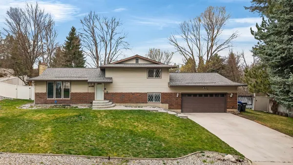 $399,900 | 2707 East Player Drive, Spokane, WA 99223