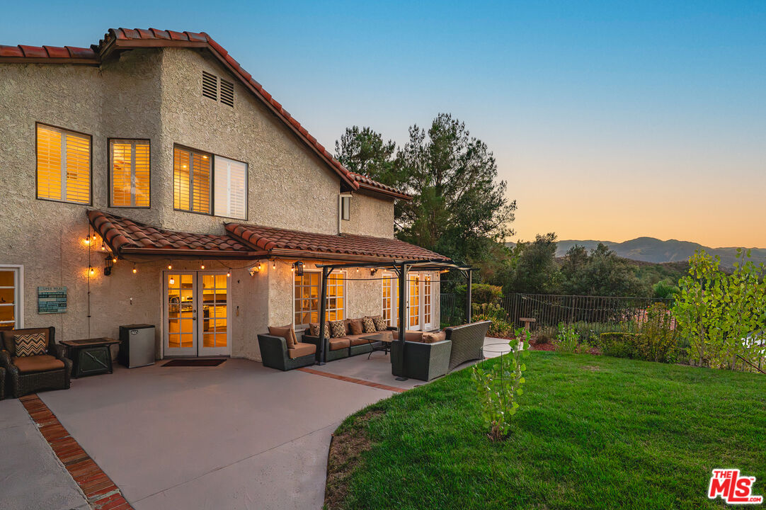 24232 Mentry Drive Newhall, CA 91321 - Photo 18 of 24