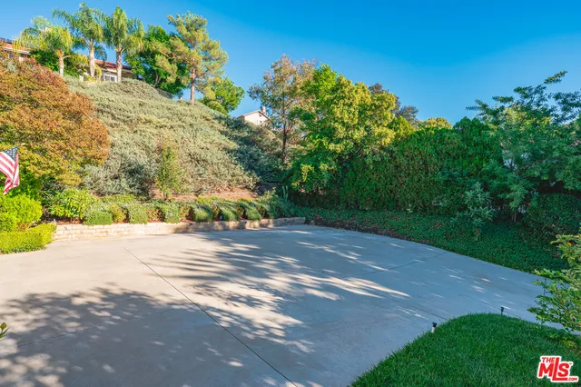 $1,299,999 | 24232 Mentry Drive, Newhall, CA 91321