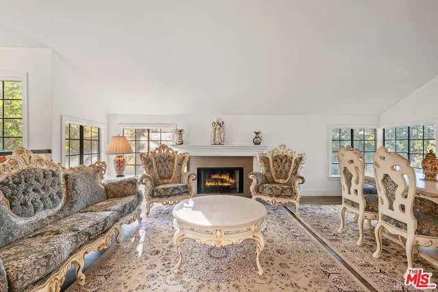 $1,299,999 | 24232 Mentry Drive, Newhall, CA 91321