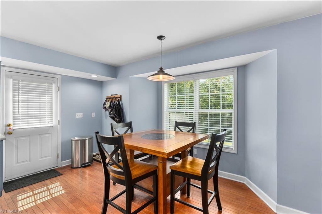 1085 Mystic Lane King, NC 27021 - Photo 17 of 50 Breakfast Area