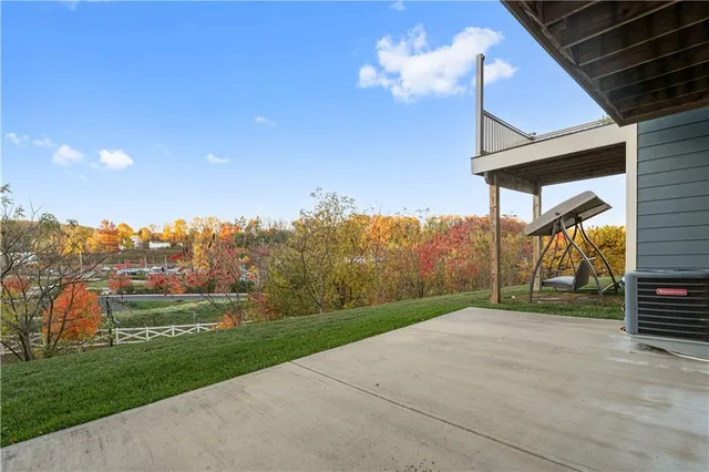 $2,700 | 407 Fairmont Drive, Warrendale, PA 15086