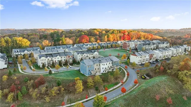 $2,700 | 407 Fairmont Drive, Warrendale, PA 15086