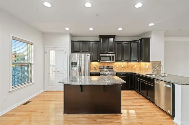 $2,700 | 407 Fairmont Drive, Warrendale, PA 15086