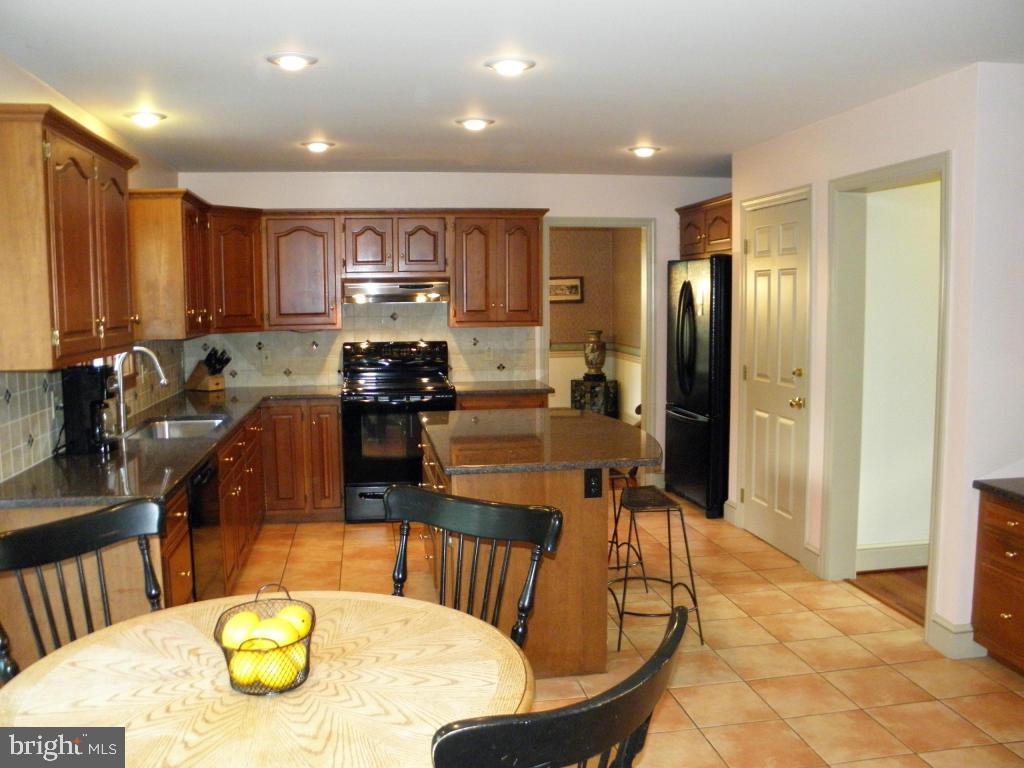 3 Old Post Lane Lititz, PA 17543 - Photo 6 of 23