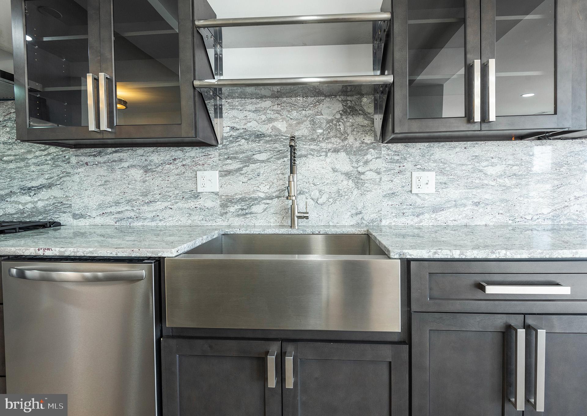 214 Upshur Street Northwest Washington, DC 20011 - Photo 14 of 50 Gourmet Kitchen