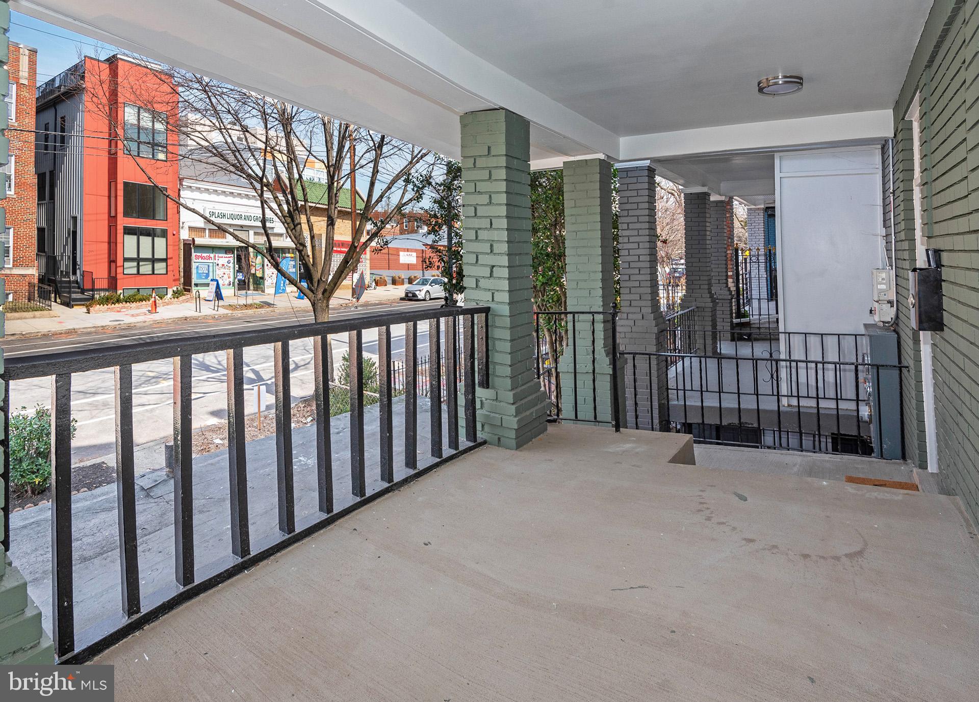 214 Upshur Street Northwest Washington, DC 20011 - Photo 4 of 50