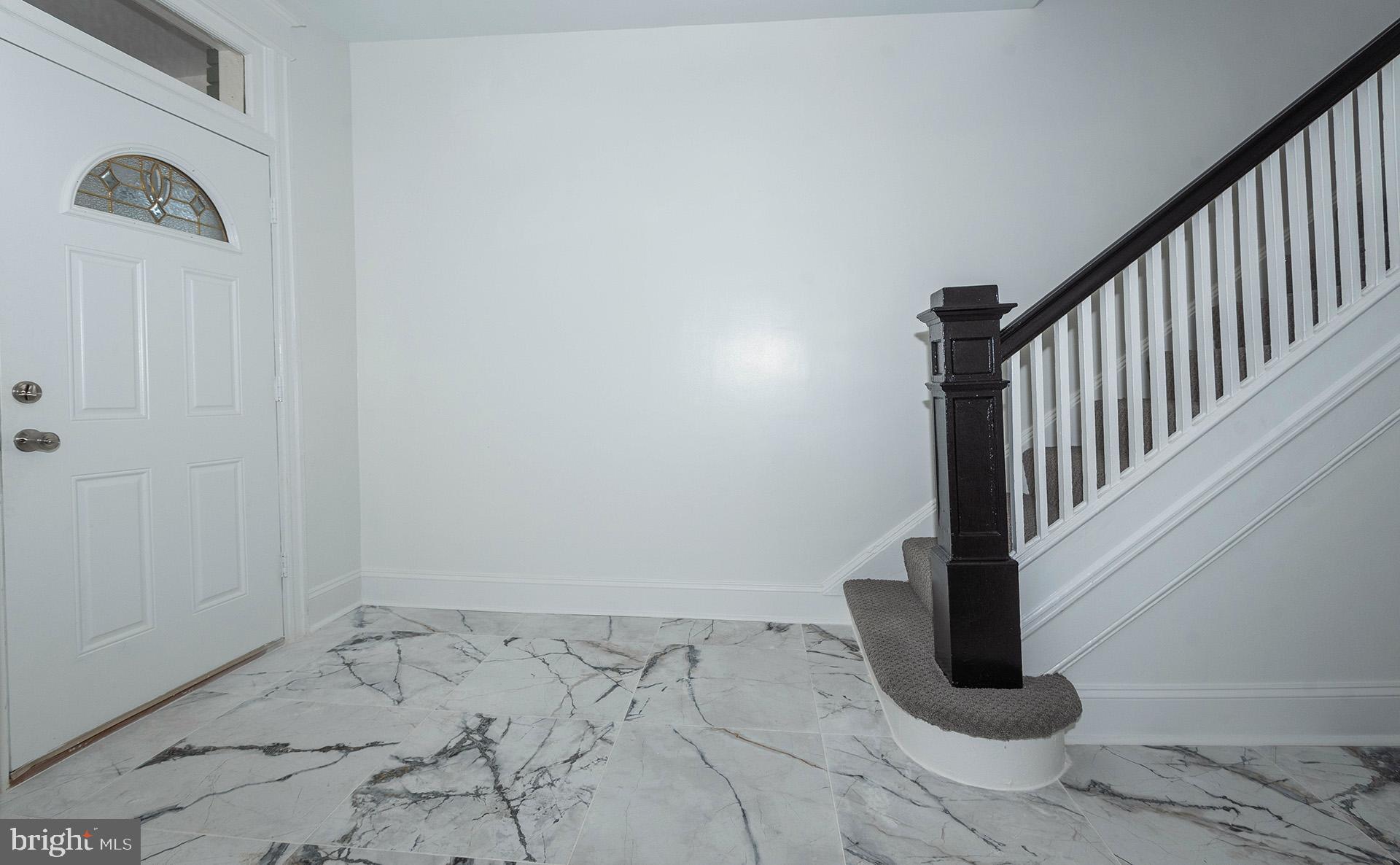 214 Upshur Street Northwest Washington, DC 20011 - Photo 5 of 50 Foyer