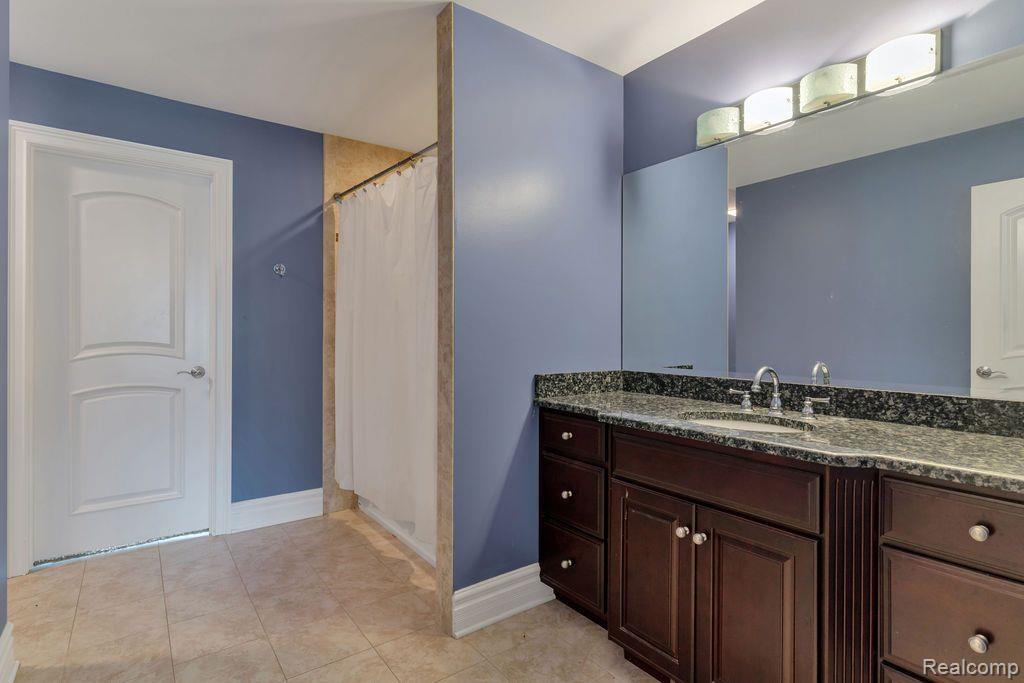 11038 Ridge View Trail Fenton, MI 48430 - Photo 47 of 63