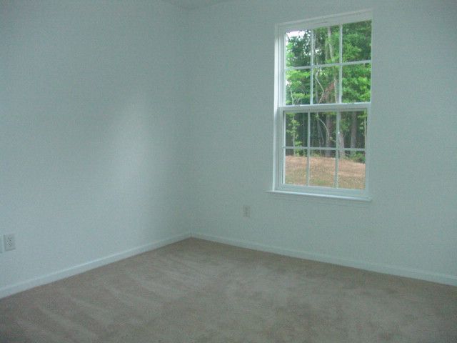 212 Catterick Way Fountain Inn, SC 29644 - Photo 6 of 8 Gallery Image 6