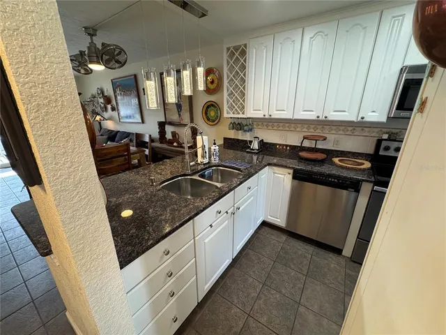 $4,500 | 1400 Tarpon Center Drive, Unit 206, Venice, FL 34285