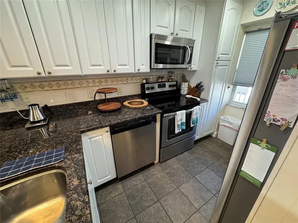 $4,500 | 1400 Tarpon Center Drive, Unit 206, Venice, FL 34285