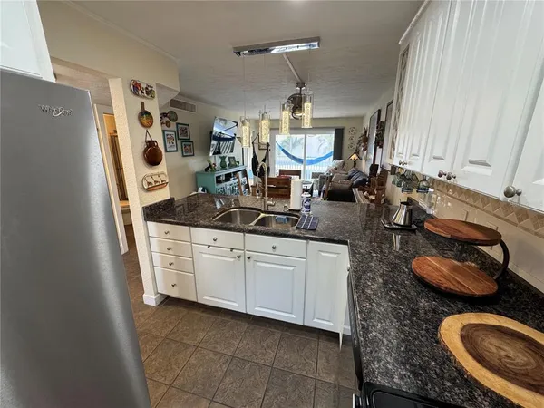 $4,500 | 1400 Tarpon Center Drive, Unit 206, Venice, FL 34285