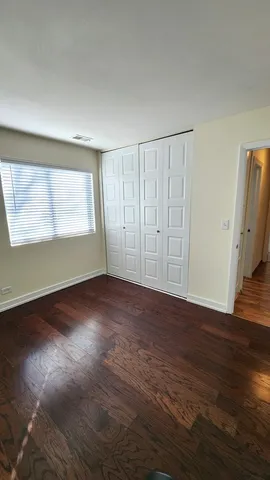 $240,000 | 8 Oak Creek Drive, Unit 1803, Buffalo Grove, IL 60089