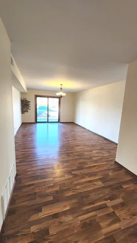 $240,000 | 8 Oak Creek Drive, Unit 1803, Buffalo Grove, IL 60089