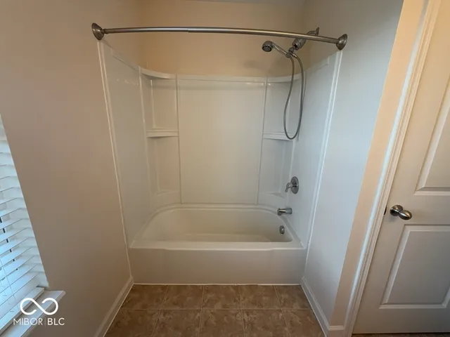 $2,100 | 5860 Crowley Parkway, Whitestown, IN 46075