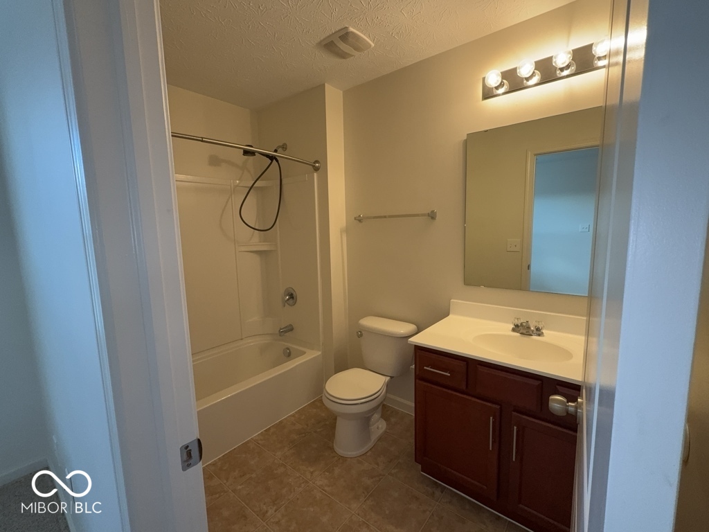 5860 Crowley Parkway Whitestown, IN 46075 - Photo 18 of 29