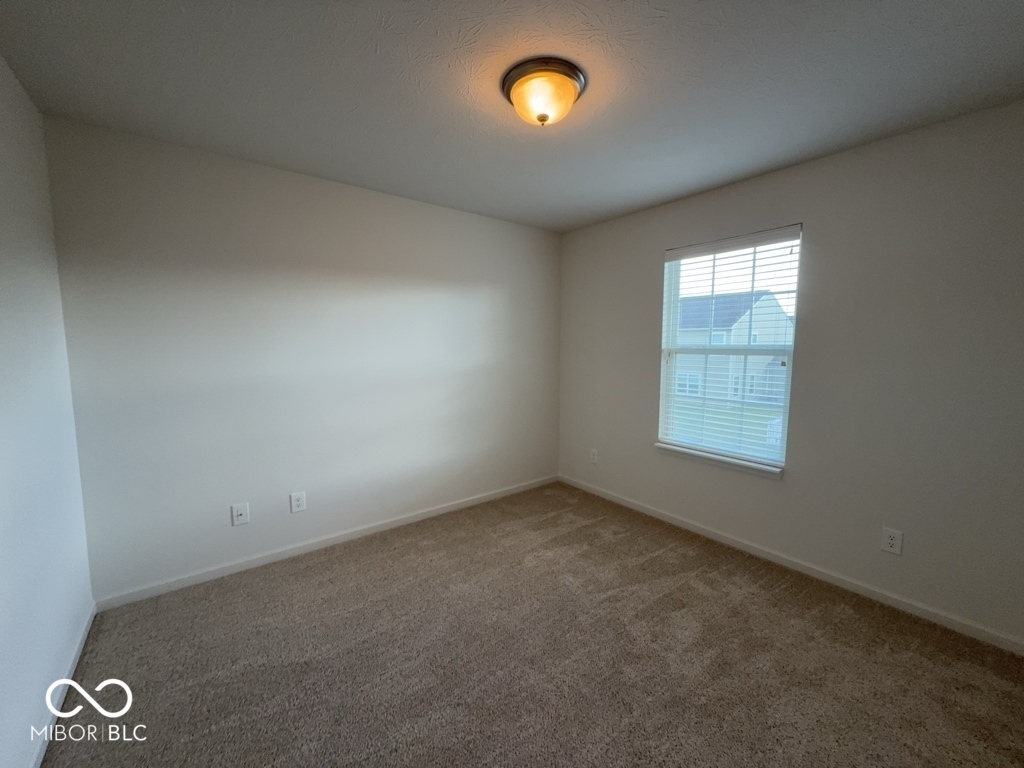 5860 Crowley Parkway Whitestown, IN 46075 - Photo 21 of 29