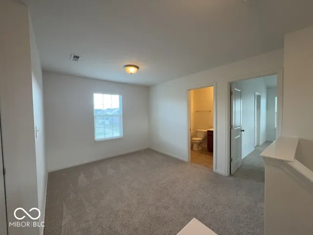 $2,100 | 5860 Crowley Parkway, Whitestown, IN 46075