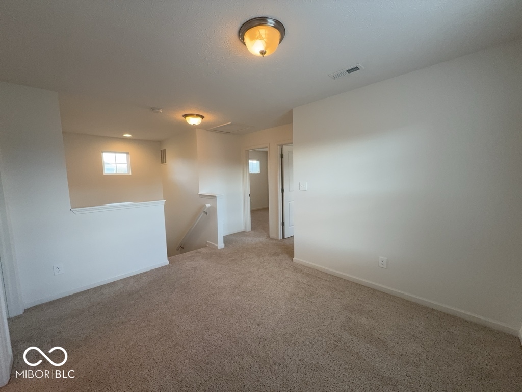 5860 Crowley Parkway Whitestown, IN 46075 - Photo 25 of 29