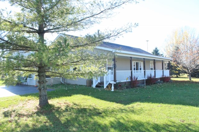 10675 West Washington Road Sumner, MI 48889 - Photo 2 of 39 1825344-1.JPG