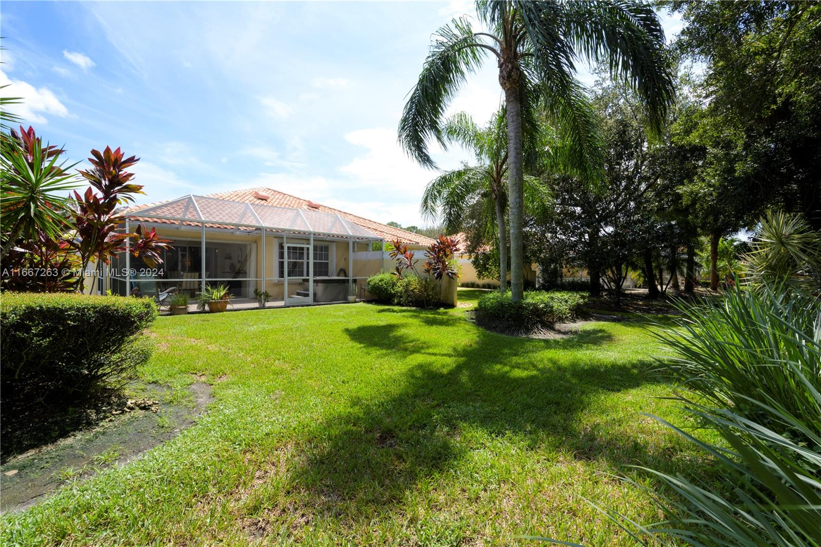 751 Southwest Balmoral Trace Stuart, FL 34997 - Photo 17 of 25 Gallery Image 17