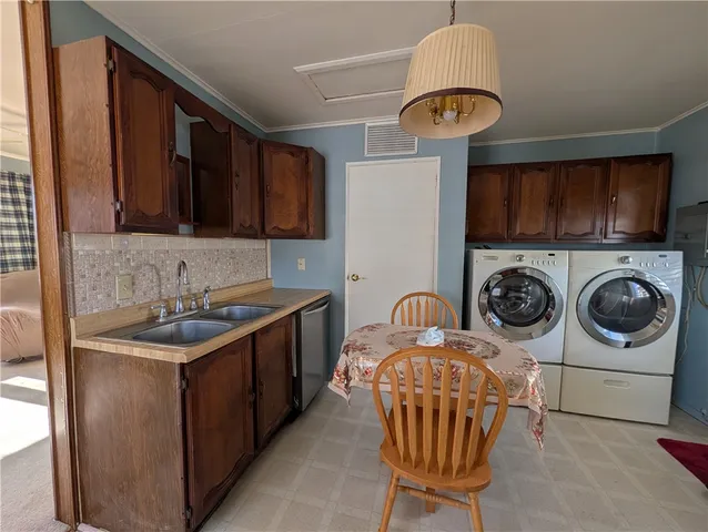 $155,000 | 127 Lynhurst Avenue, Horseheads, NY 14845